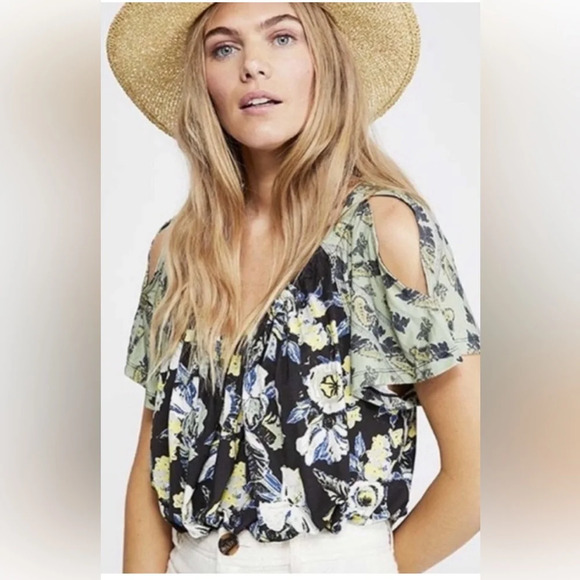 Free People Tops - Free People Baja Babe Cold Shoulder Floral Print Top Black Combo (NWOT)